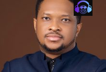 Lawrence Oyor - 7 Eyes 7 Wings 7 Scrolls (Live)