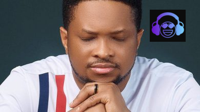 Lawrence Oyor – 7 Eyes 7 Wings 7 Scrolls (Cover)