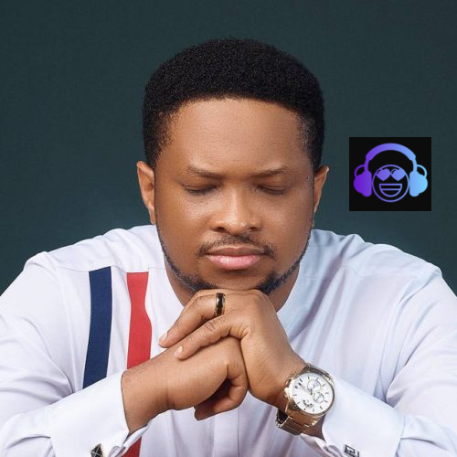 Lawrence Oyor – 7 Eyes 7 Wings 7 Scrolls (Cover)